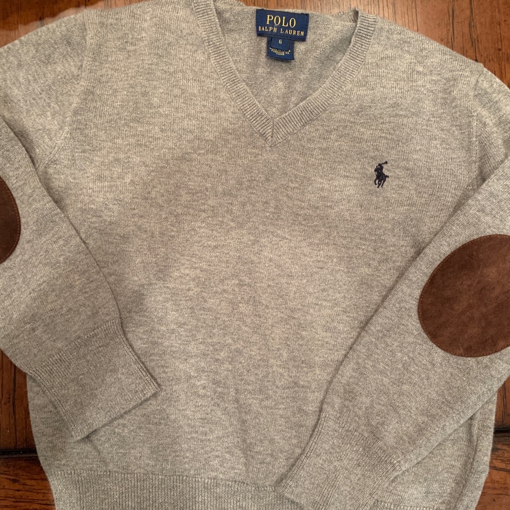 Boys gray v neck sweater hardly worn